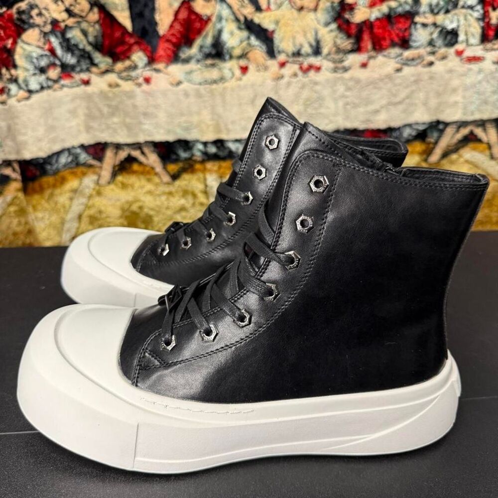 Unbranded Men's Black Trainers